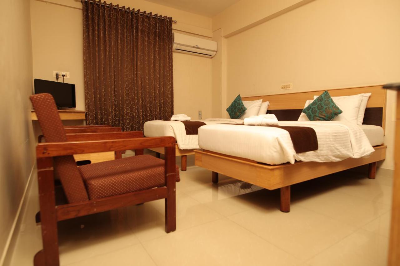 Hotel Highland Thiruvananthapuram Exteriör bild